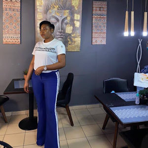 Meet your Posher, Anneblanche